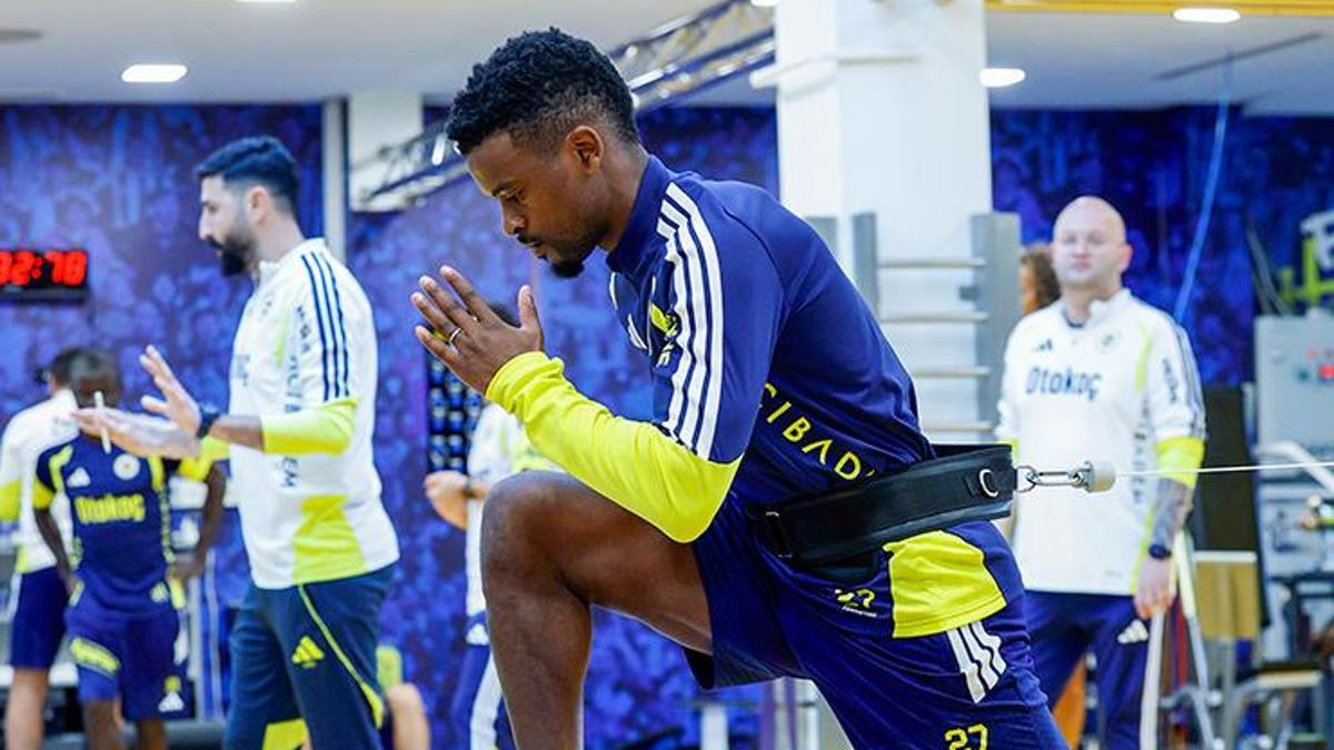 Fenerbahçe Rizespor mesaisinde milli oyuncular yok