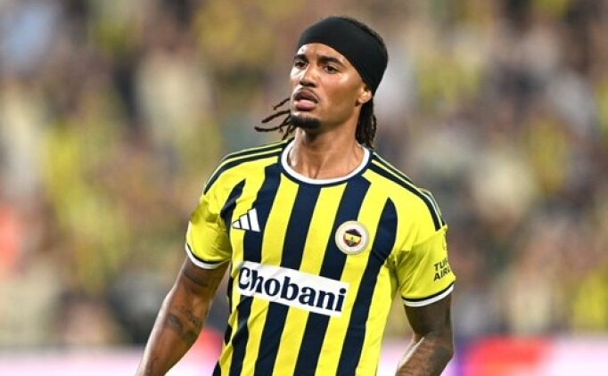 Fenerbahçe'de Archie Brown'dan stoper sürprizi