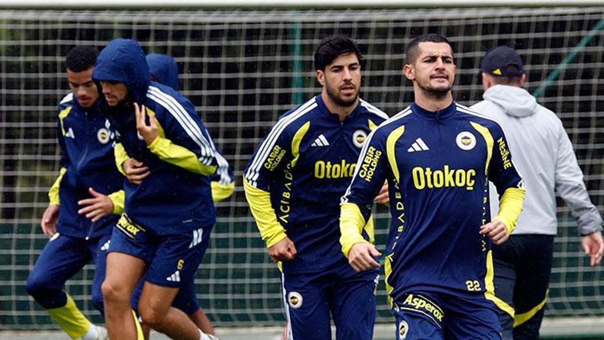 Fenerbahçe'de Milli Ara Çift Antrenmanla Değerlendirildi
