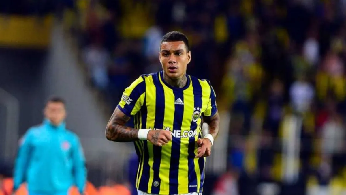 Van der Wiel'den Fenerbahçe itirafı 'Para için gittim, cehennemi yaşadım'